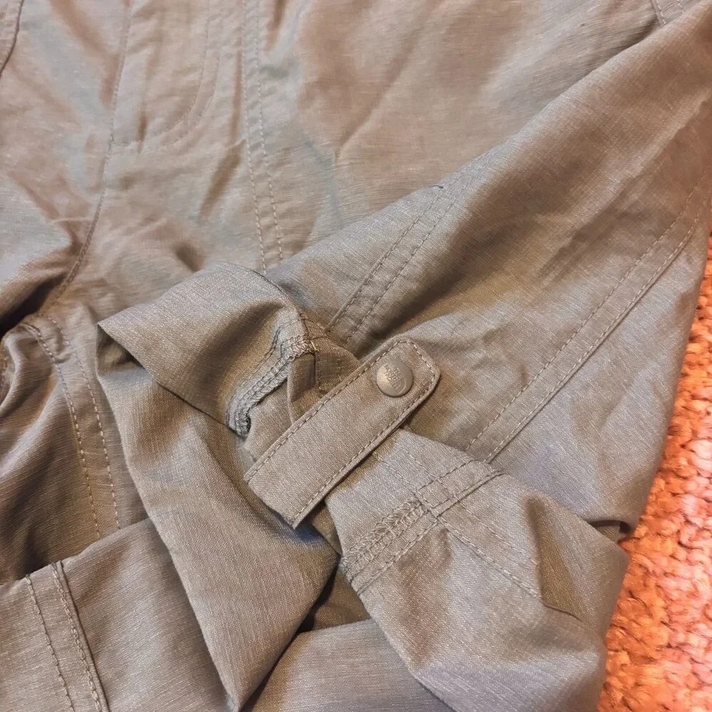 THE NORTH FACE Never Stop Shorts Womens Size 4 Gray Outdoor Hiking Pockets Zip